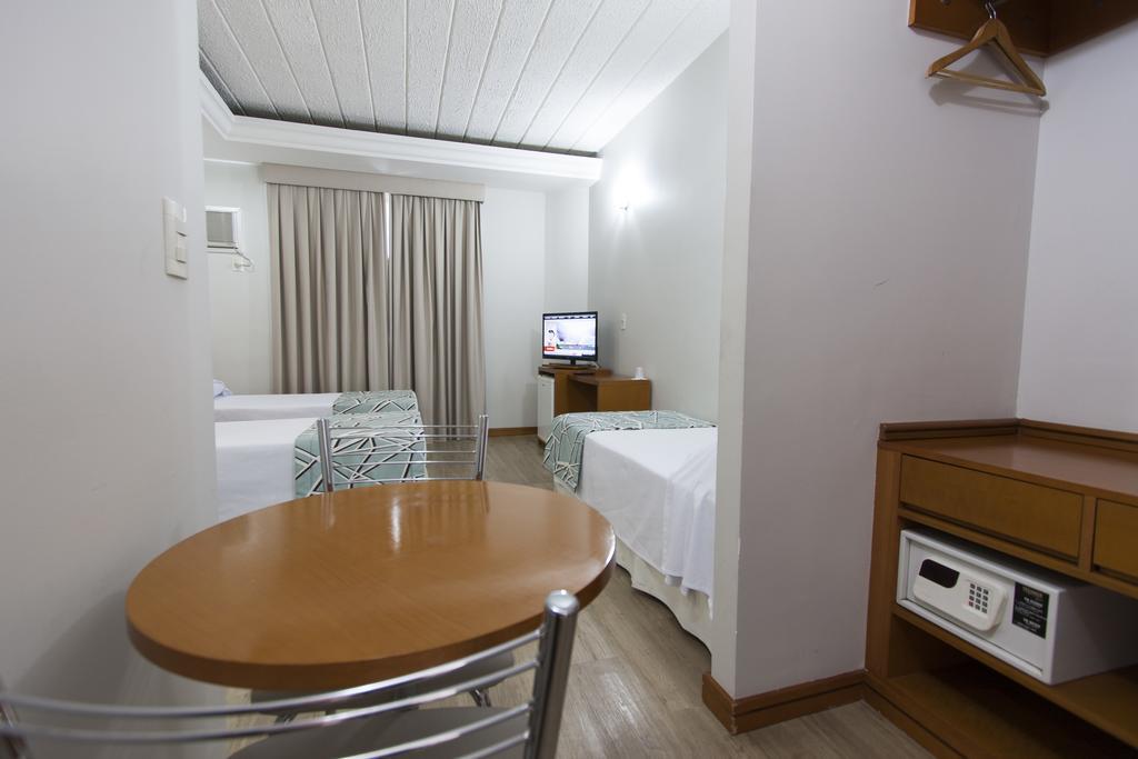 Di Giulio Hotel Sao Jose dos Campos Bagian luar foto
